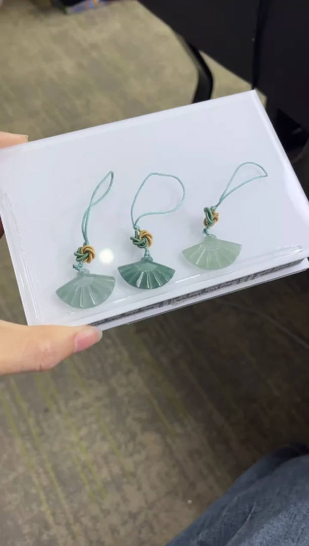 【闪购商品】翡翠挂件未镶嵌K65/多样性发一件（小）