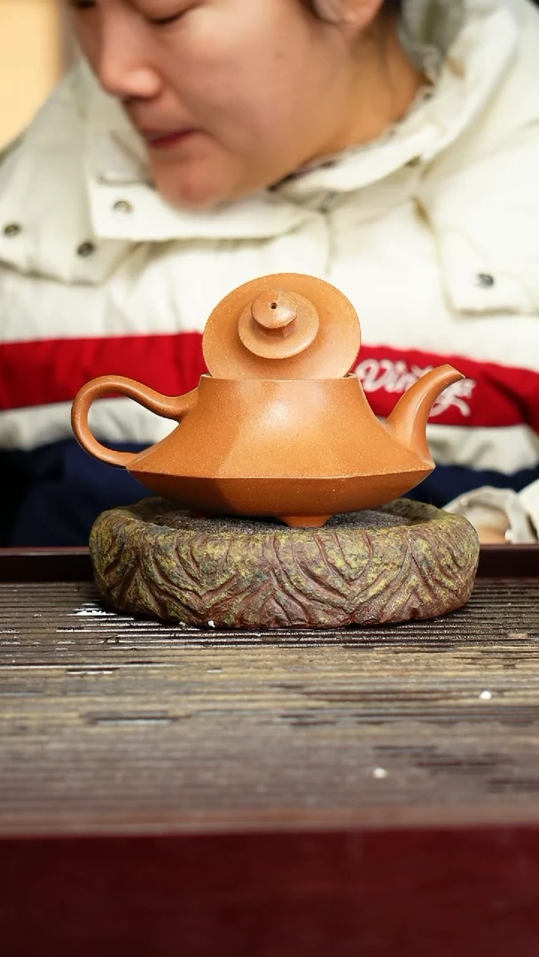 宜兴原矿紫砂壶茶壶宜兴原矿紫砂壶茶壶260C