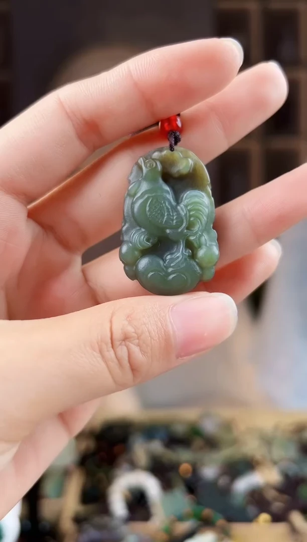颈饰未镶嵌和田玉拍一发一，多样性发货