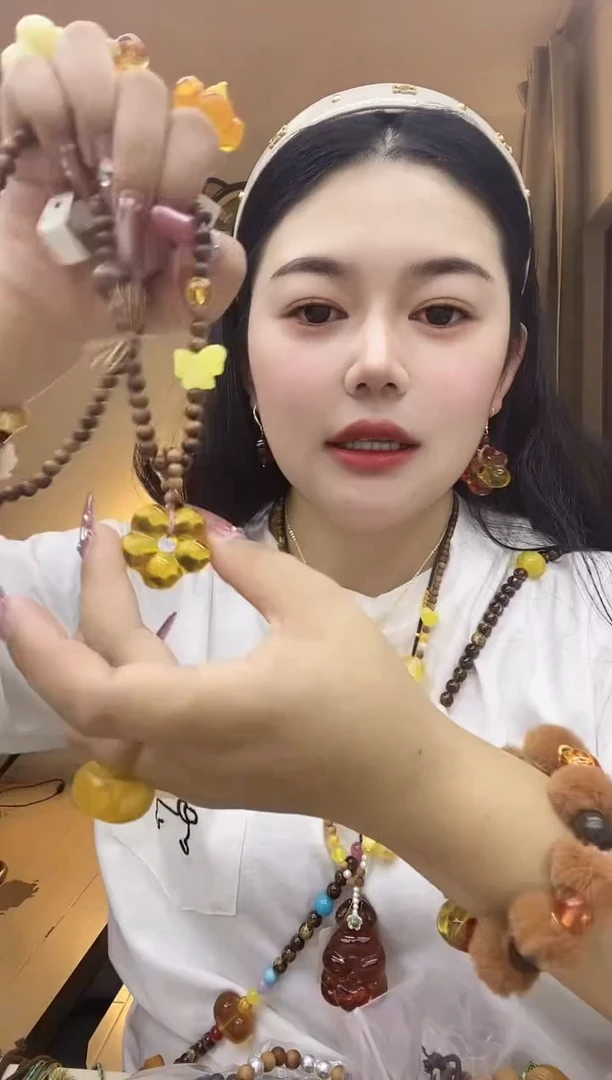 无合金熊北北时尚穿搭饰品