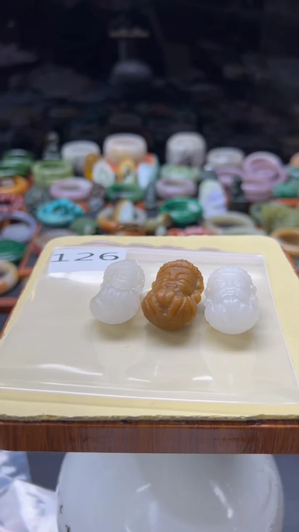 【闪购商品】石英质玉手镯未镶嵌126