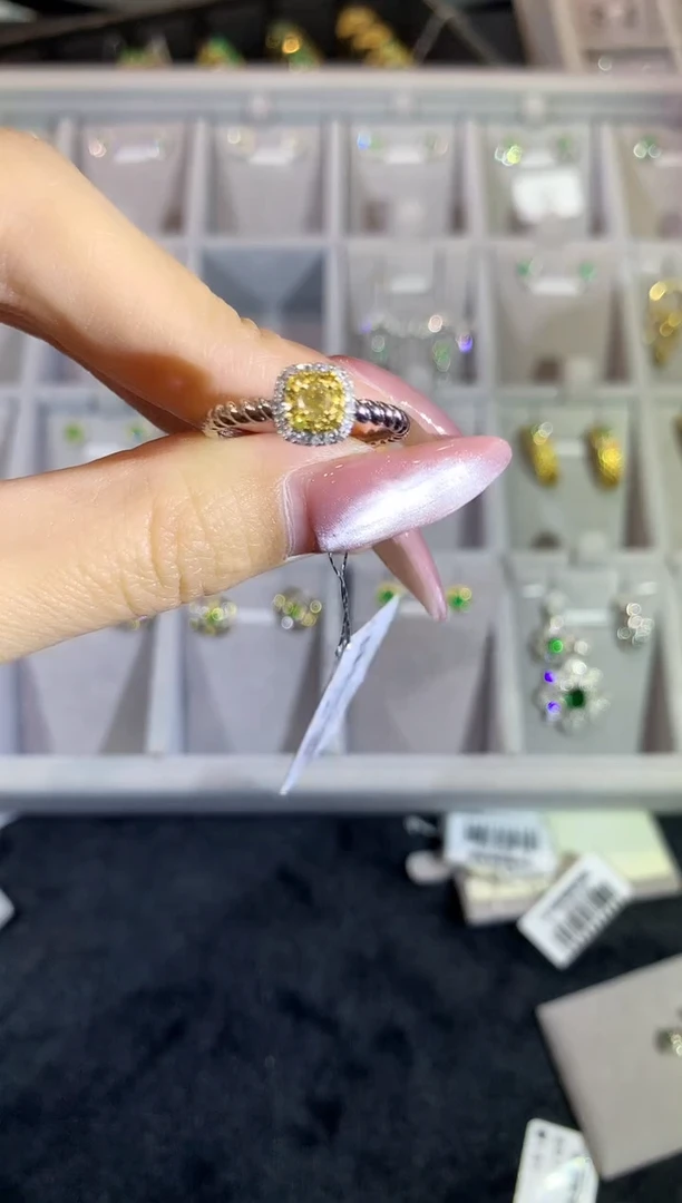 【闪购商品】钻石戒指/指环18K金镶嵌a98时尚20分