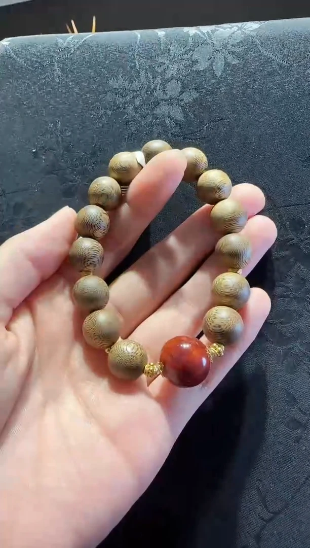 18K金镶嵌手串南红玛瑙珠宝原创