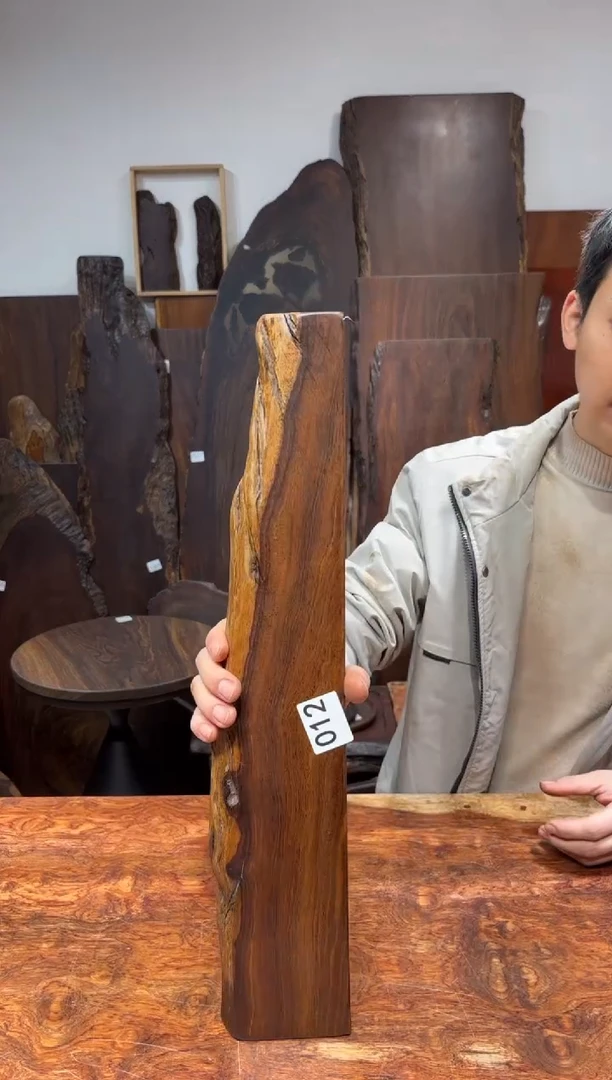 风车木（黑檀木）尺寸54*10*2.3编号012