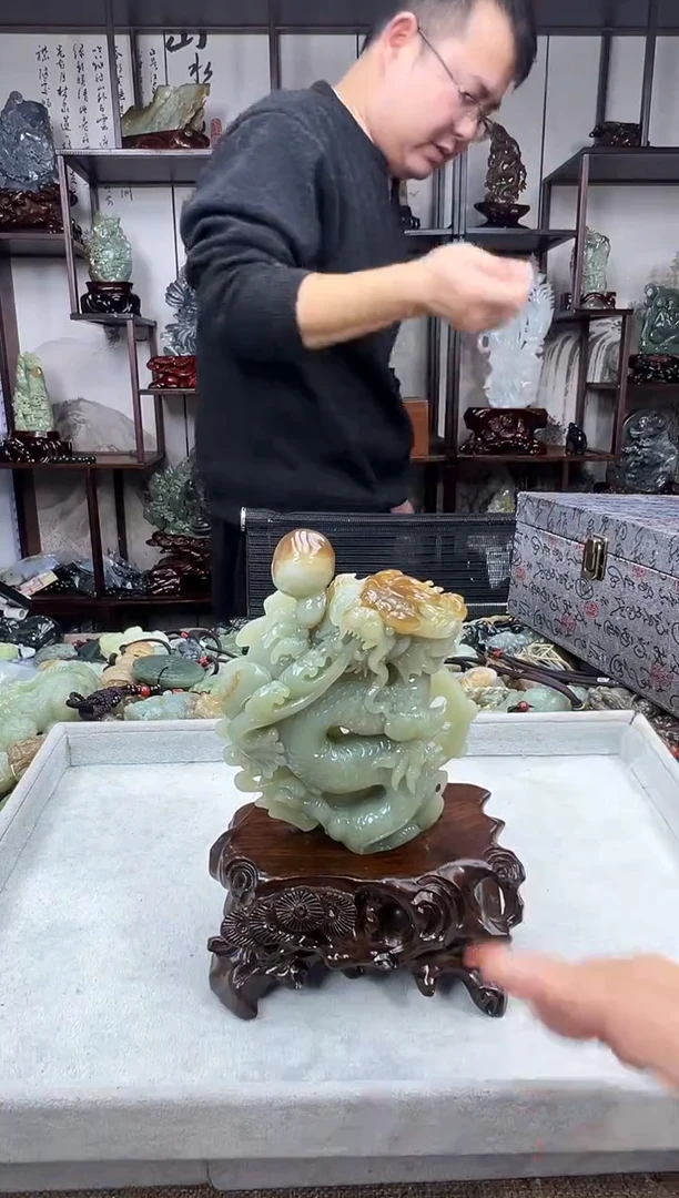 未镶嵌和田玉摆件1