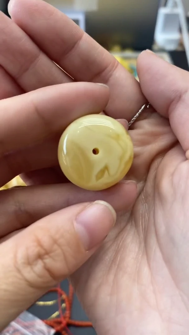 琥珀未镶嵌珠宝奇石1129