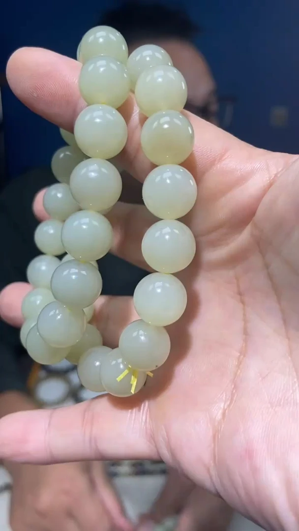未镶嵌手链和田玉颜色多样性发货拍一发一