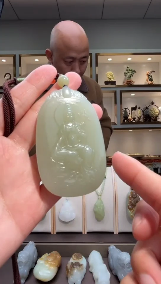 颈饰未镶嵌和田玉苏