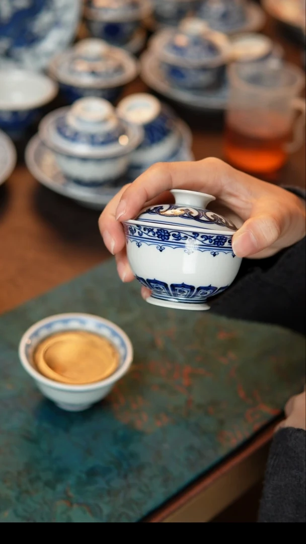 其他陶瓷宝象小盖碗