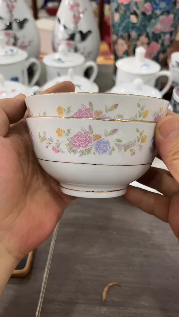 兰*微瑕11.5尺码湖南醴陵釉下五彩陶瓷2个