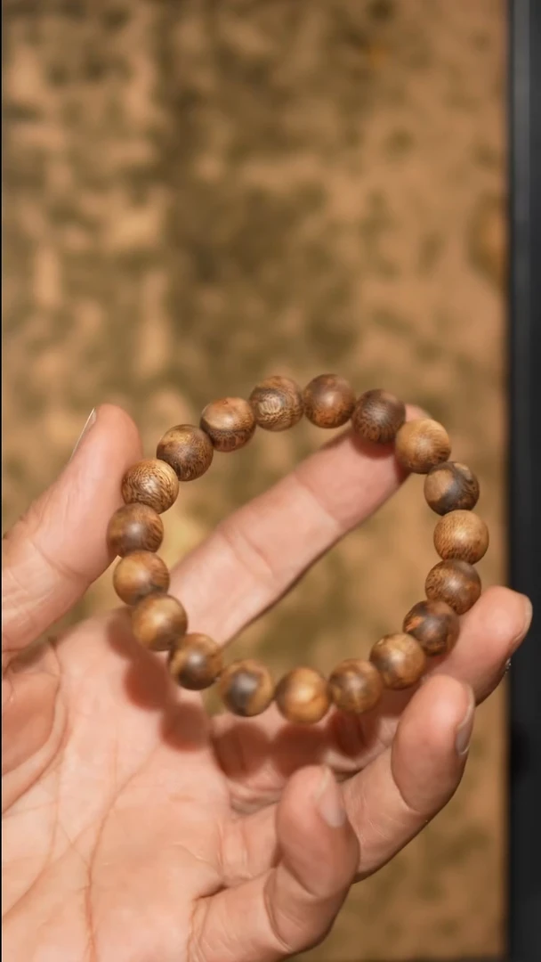 沉香手串海南绿奇楠11mm圆珠单圈