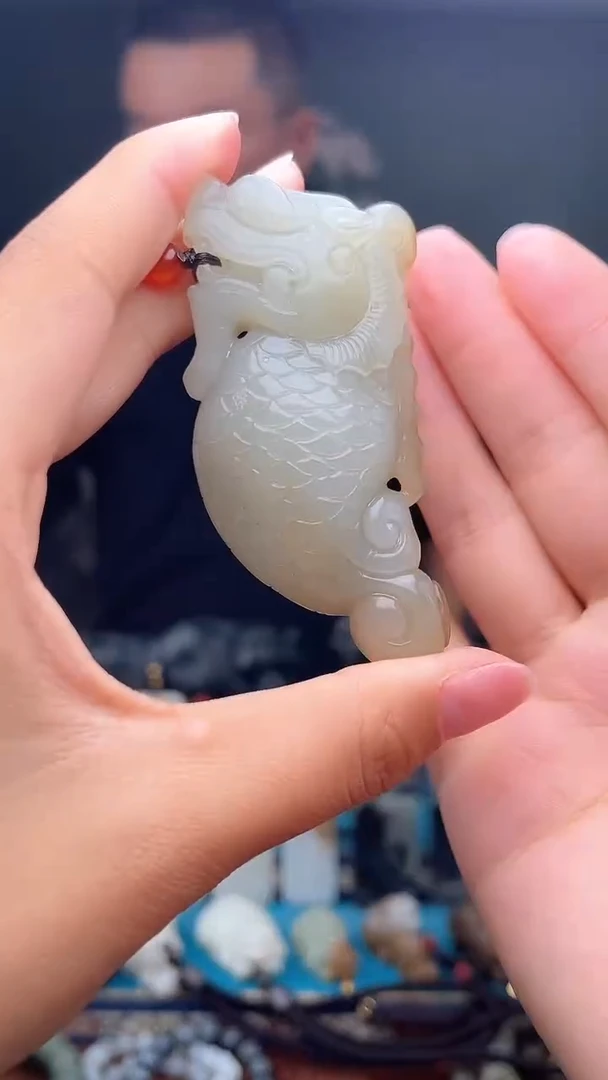 未镶嵌和田玉挂件1