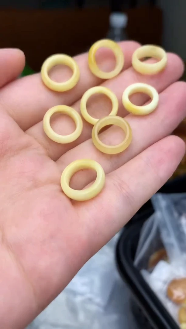 未镶嵌琥珀珠宝奇石27