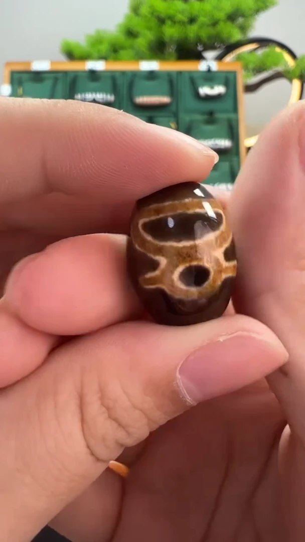 玛瑙/玉髓（覆膜）颈饰未镶嵌48.（微瑕随机发货）