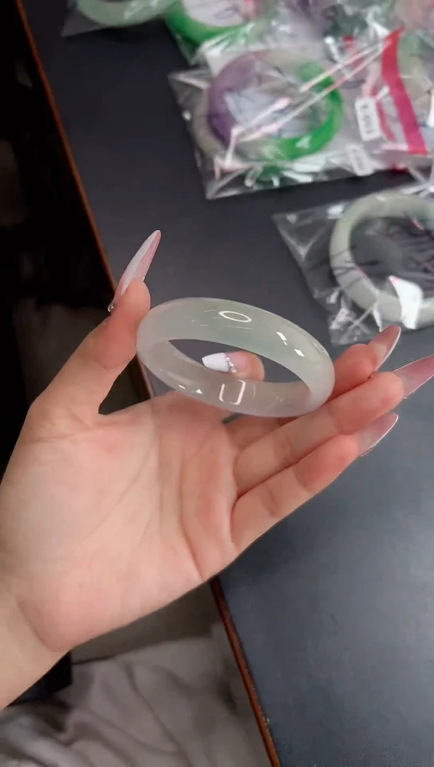 精品手镯，一物一拍E-076