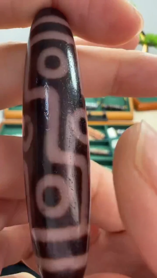 玛瑙/玉髓（覆膜）颈饰未镶嵌墨***ꈍ34.（微瑕随机发货）