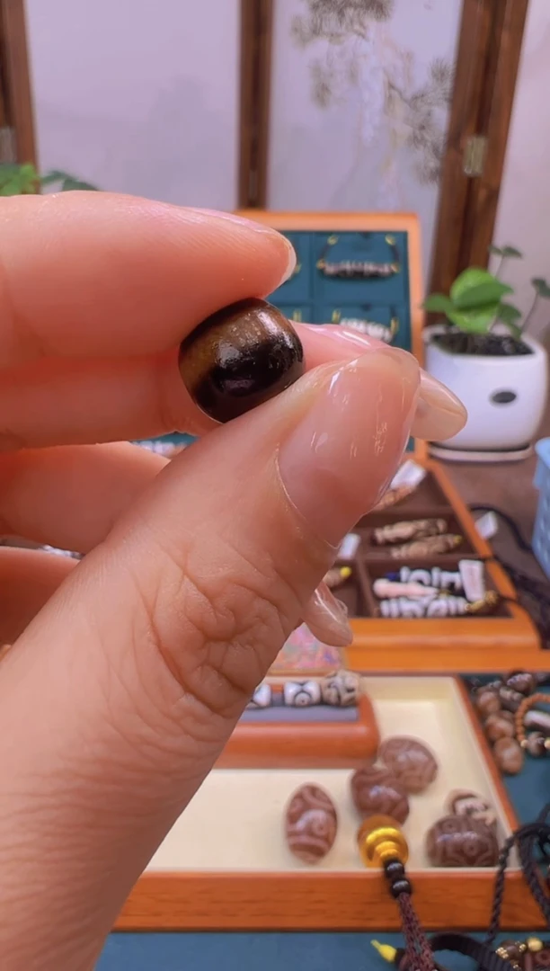 未镶嵌颈饰玛瑙/玉髓15.(微瑕随机发货)