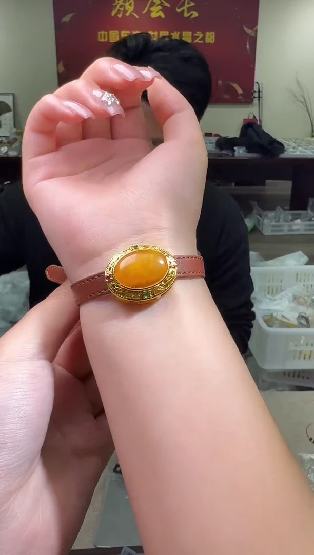 【闪购商品】蜜蜡手链未镶嵌多样性发一件 451