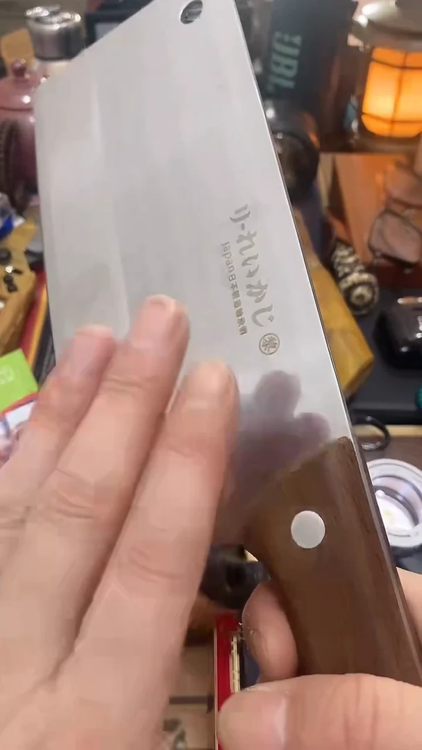 瓷片闪购商品  如图所示