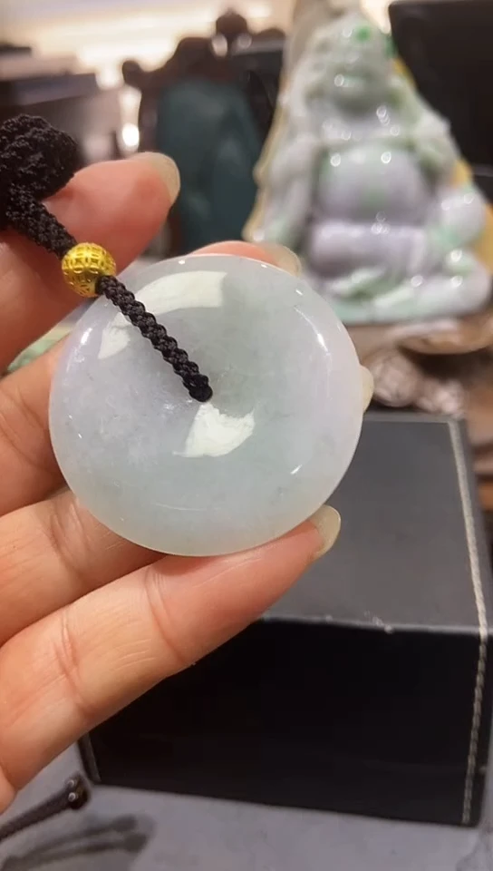 颈饰未镶嵌翡翠咿*呀吊坠