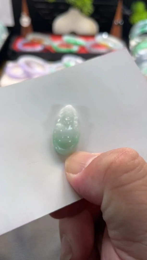 颈饰未镶嵌翡翠17号链接 有纹裂