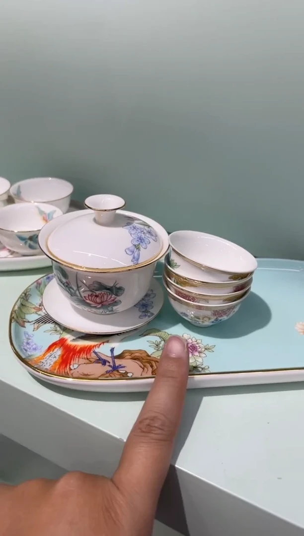 45%以上骨粉骨瓷盖碗三件套加4个茶杯