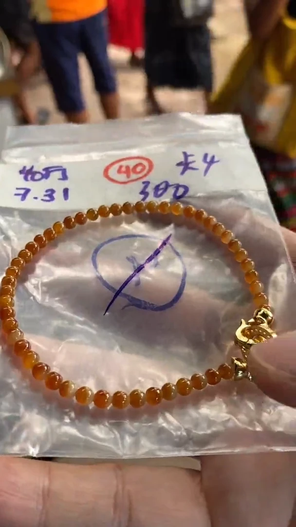 定制翡翠未镶嵌天然缅甸翡翠多样性