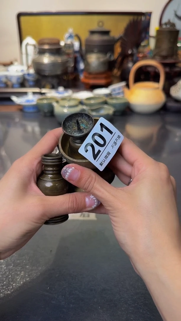 【闪购商品】摆件  注意：回流商品，默认有瑕.不退不换