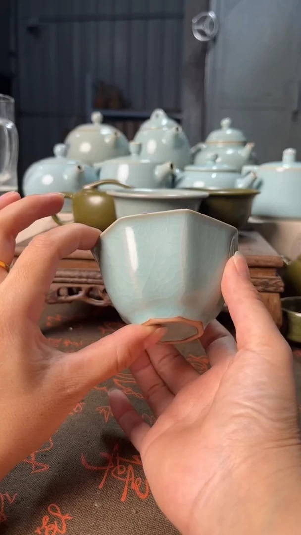 杯仿古釉八方杯开片一级