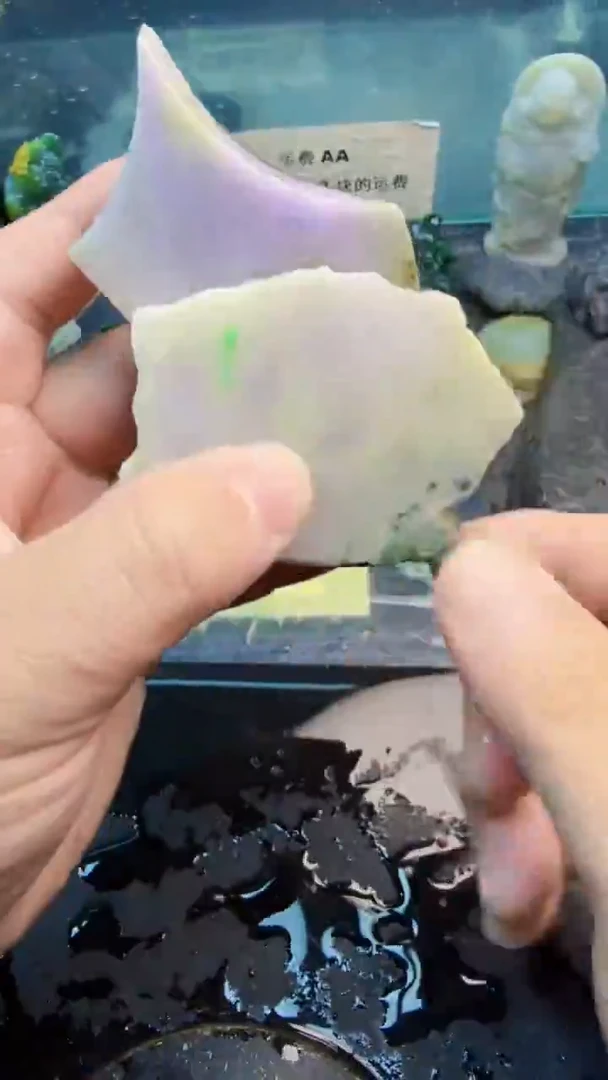翡翠挂件未镶嵌天然翡翠063