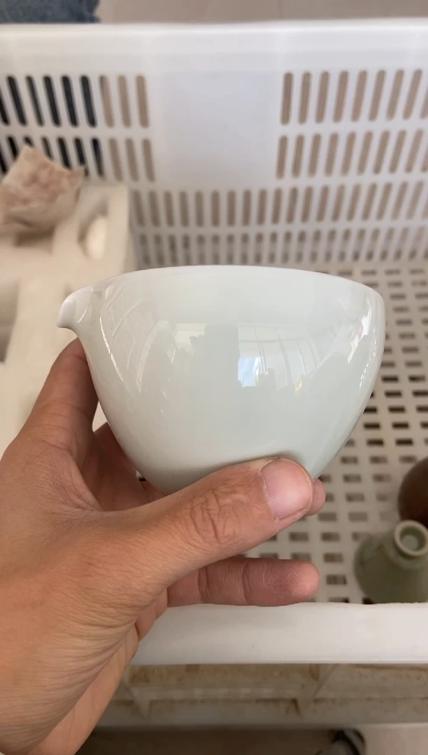 杯无运费险有瑕疵的摄影的产品有使用过的痕迹有点脏介意勿拍