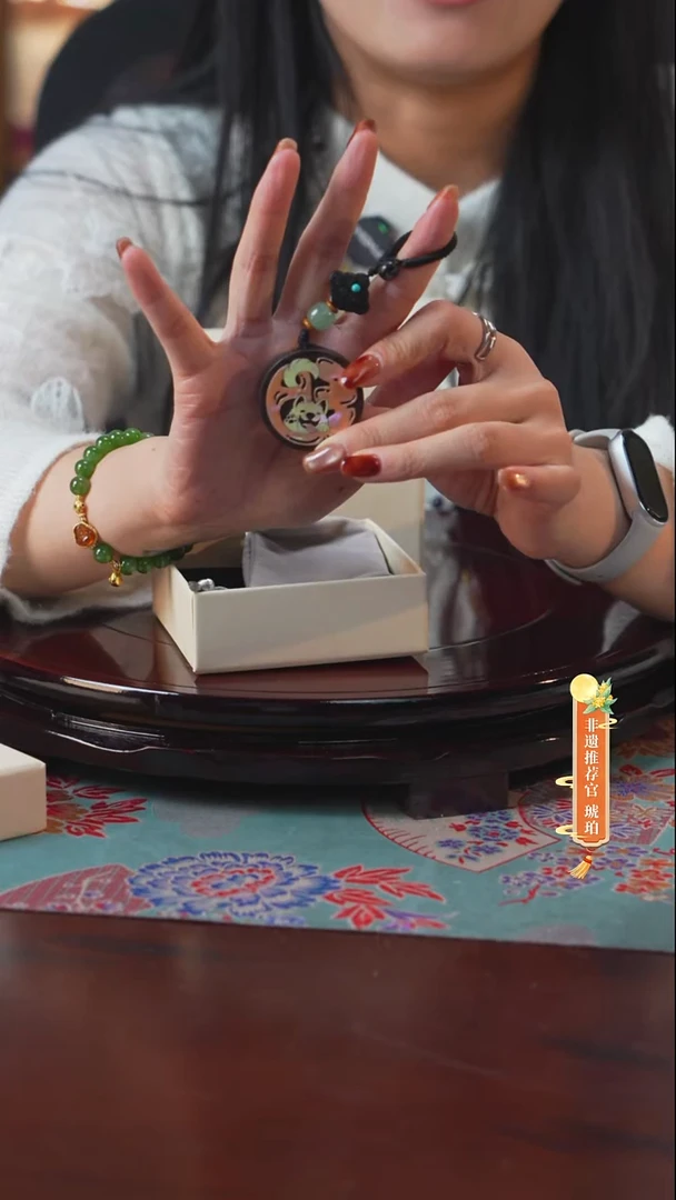 木闪购商品螺钿漆器首饰盒