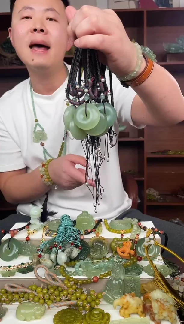 未镶嵌蛇纹石玉颈饰多样性发货拍一发一