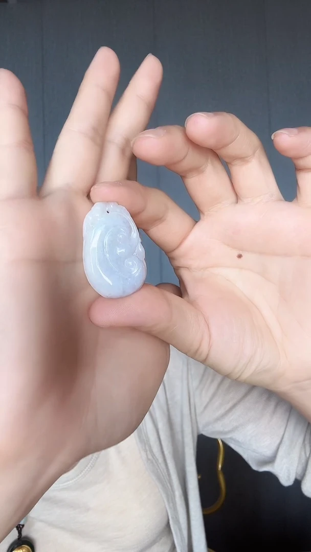 翡翠未镶嵌项圈翡翠A货如意