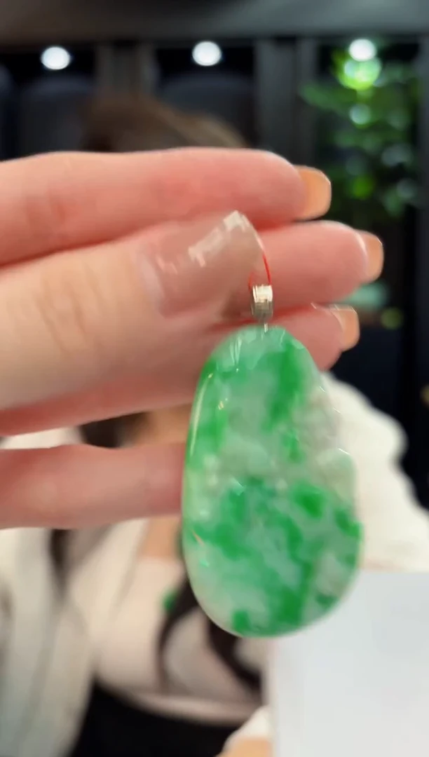 吊坠(不含链)18K金镶嵌翡翠 缅甸A货/支持复检/一件