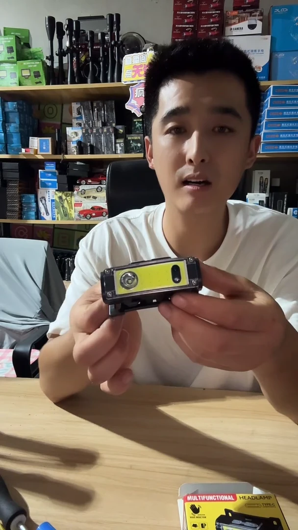 白红头灯带电池，