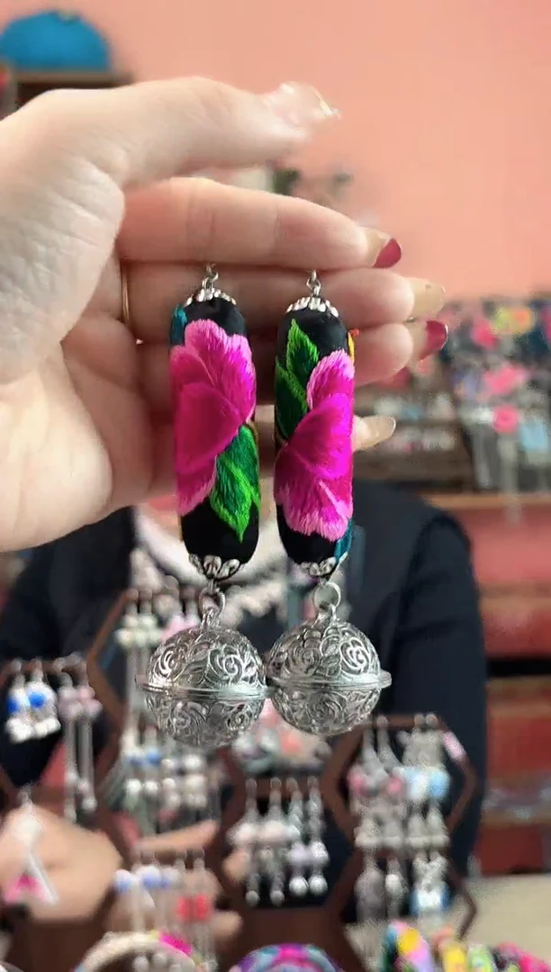 艺枝独绣手工饰品127