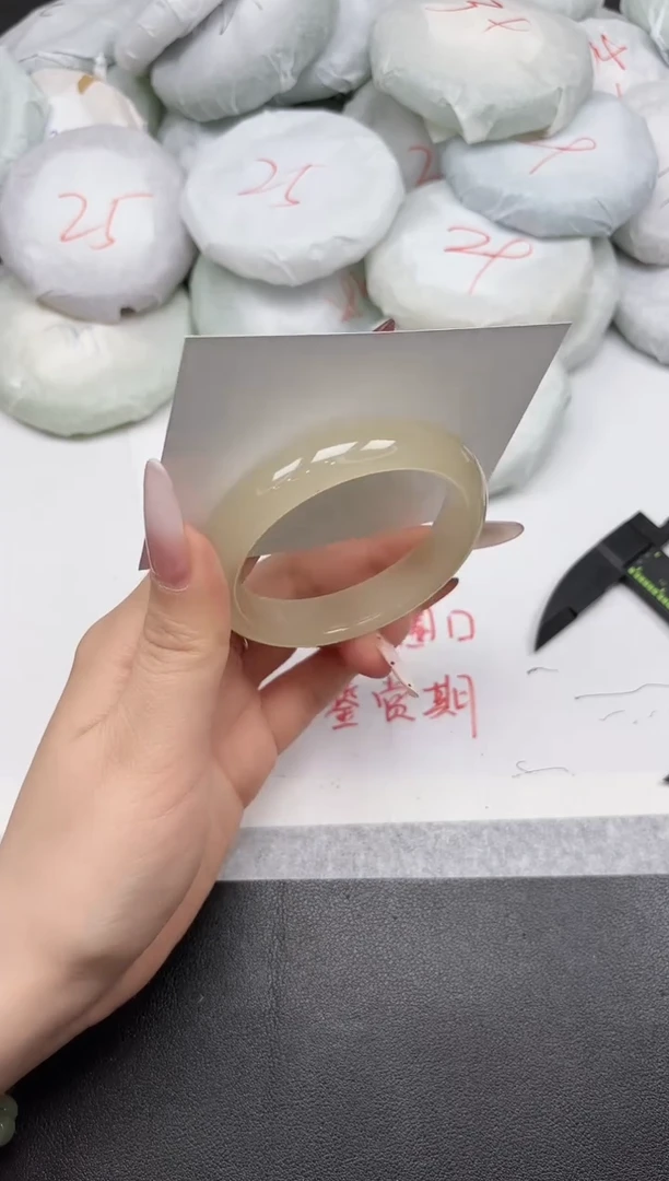 东凌女款手镯A149/52.3