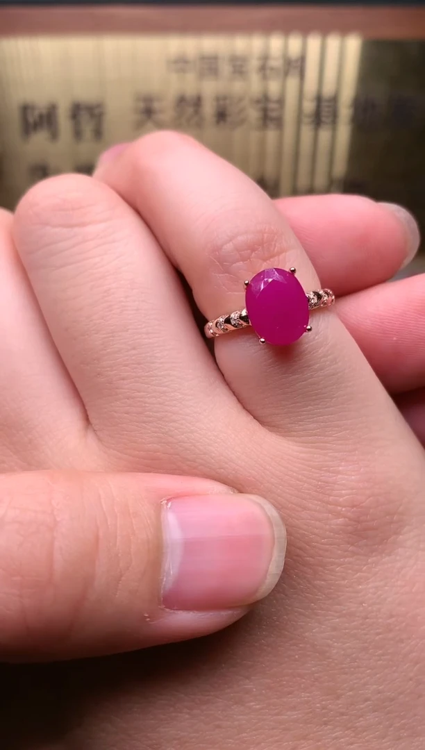 【闪购商品】红宝石戒指银S925镶嵌........