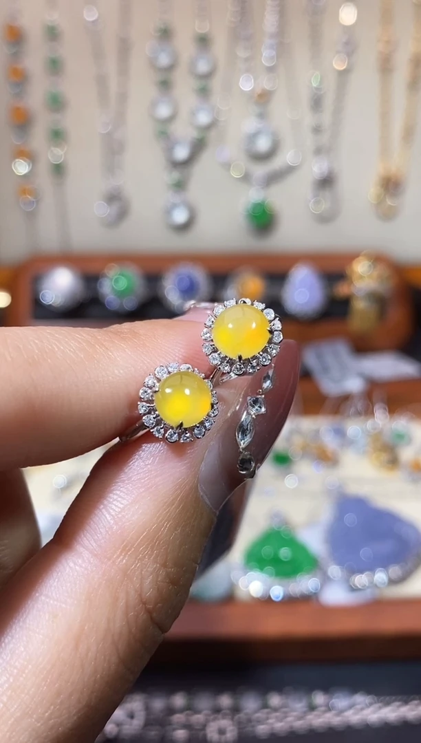 【闪购商品】翡翠耳饰18K金镶嵌耳饰