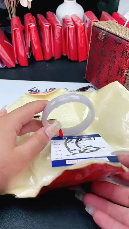 手镯圈口适合下单，圈口