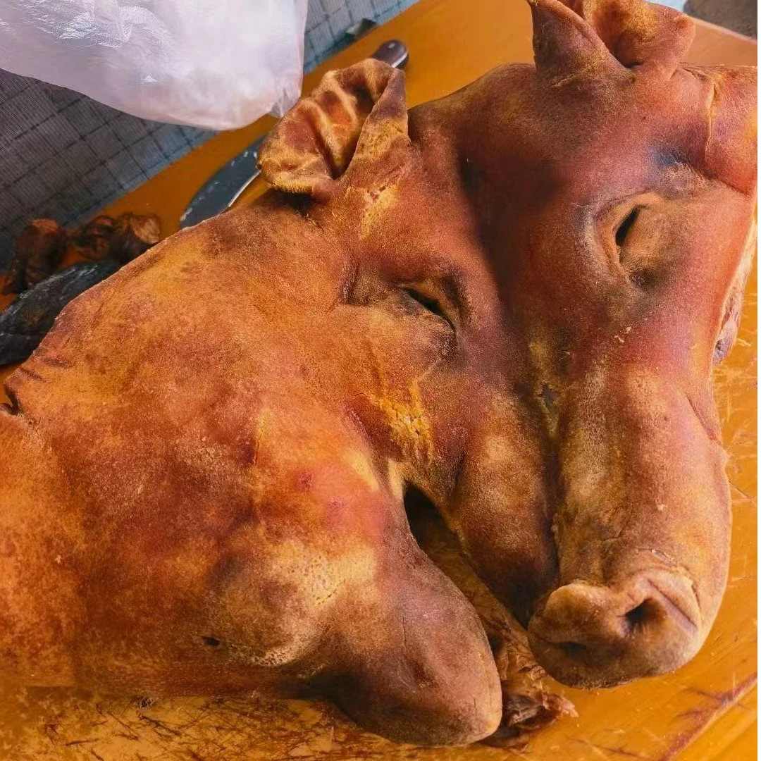 四川口味 柏树枝柴火烟熏 去骨腊猪头 腊肉