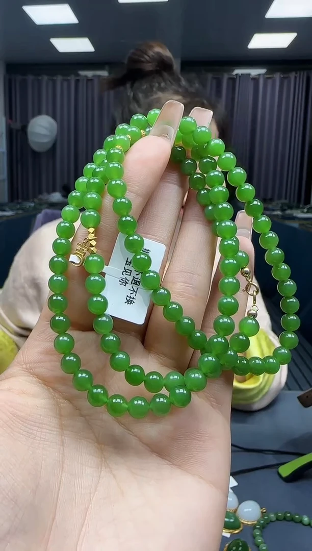 【闪购商品】和田玉挂件18K金镶嵌1