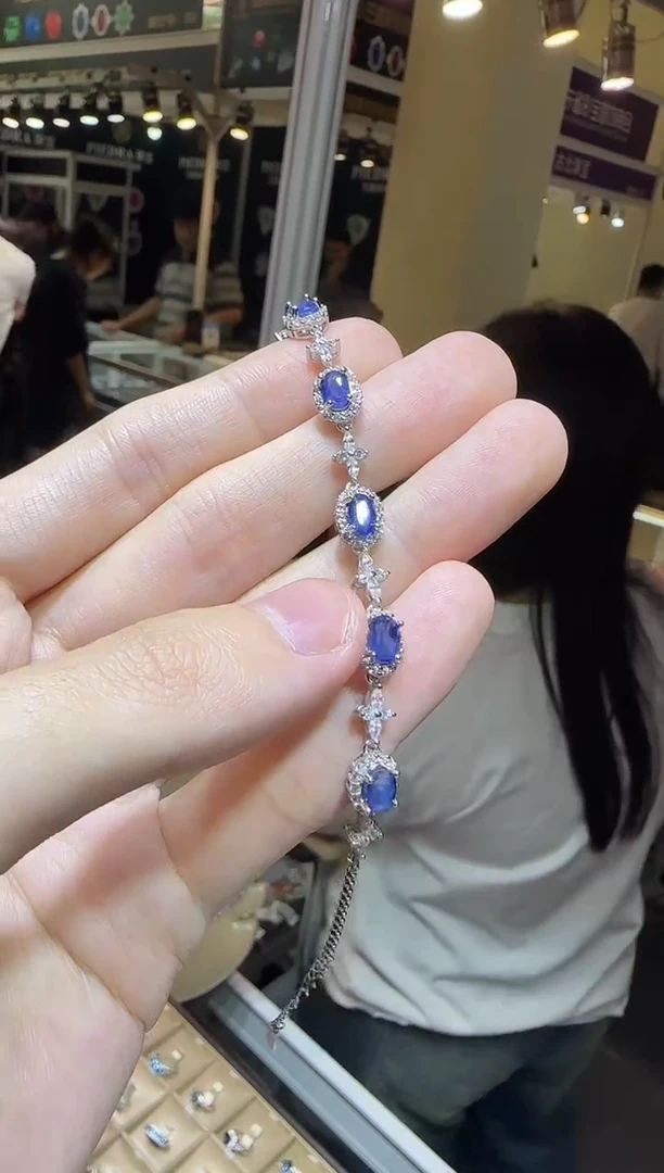 蓝宝石手链银S925镶嵌5*7mm