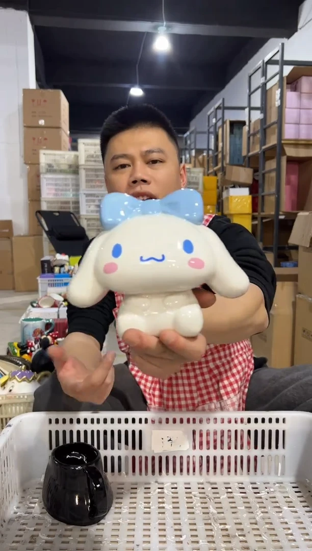 【闪购商品】杯玉桂狗蹲坐笔筒