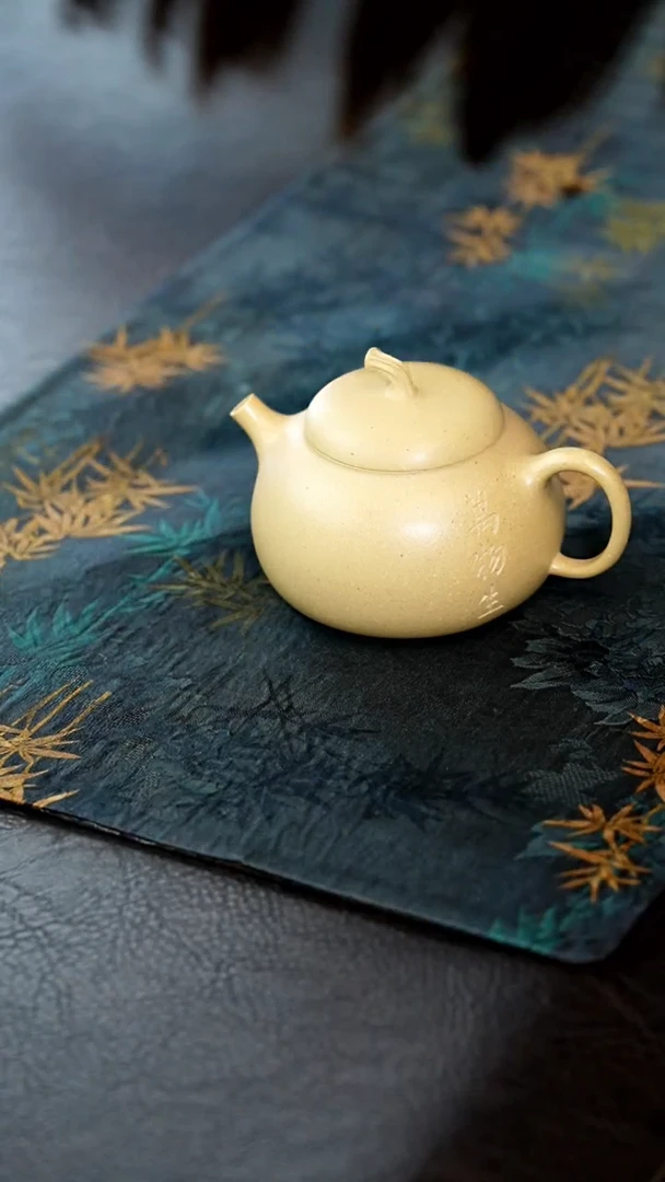 茶壶紫砂12宜兴紫砂壶惊喜万物生