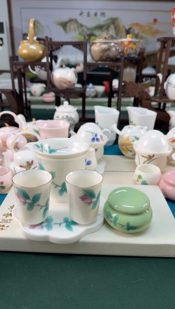 【闪购商品】瓷器 ······.......