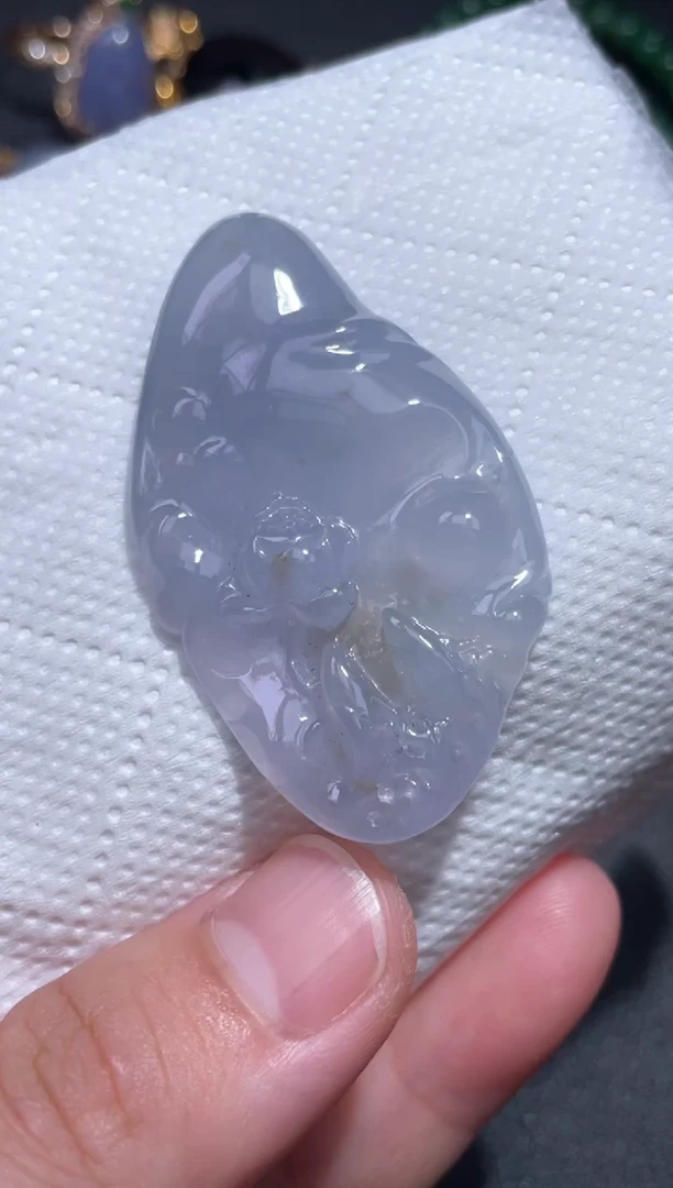 颈饰未镶嵌翡翠2.......