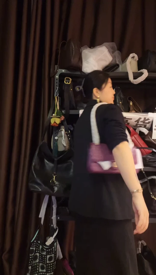 牛皮（革）高端订制时尚百搭女士手提斜跨包