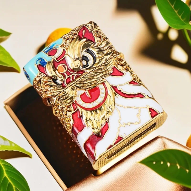 盔甲珐琅彩醒狮 金